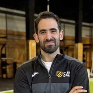 Retrato de Javier González — preparador físico en S4S