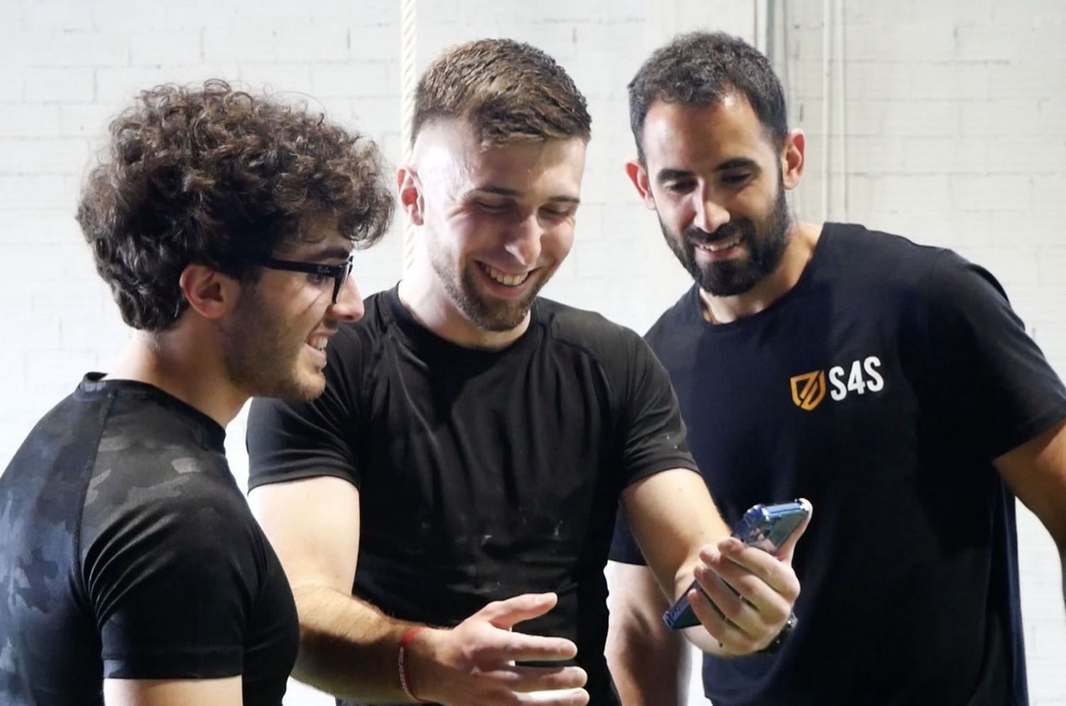 Deportista entrenando su preparación física online con S4S