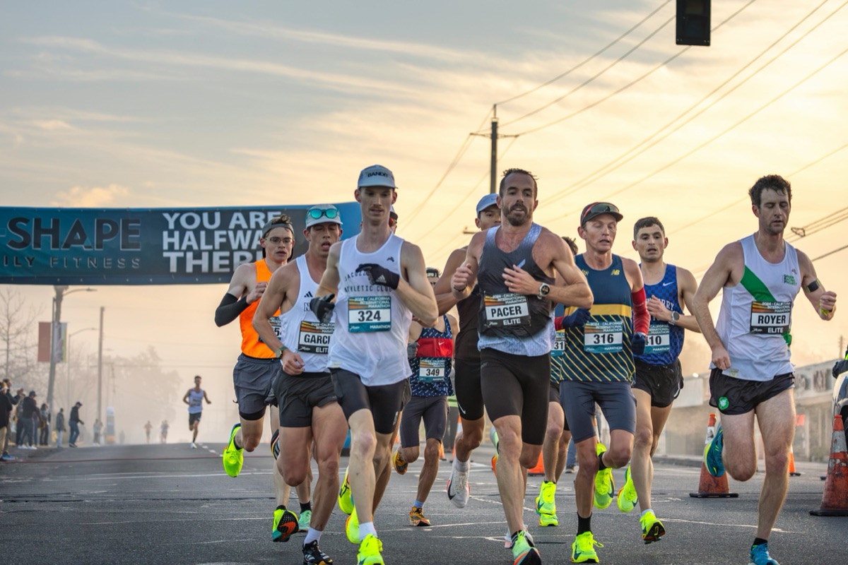 Corredores en una carrera popular